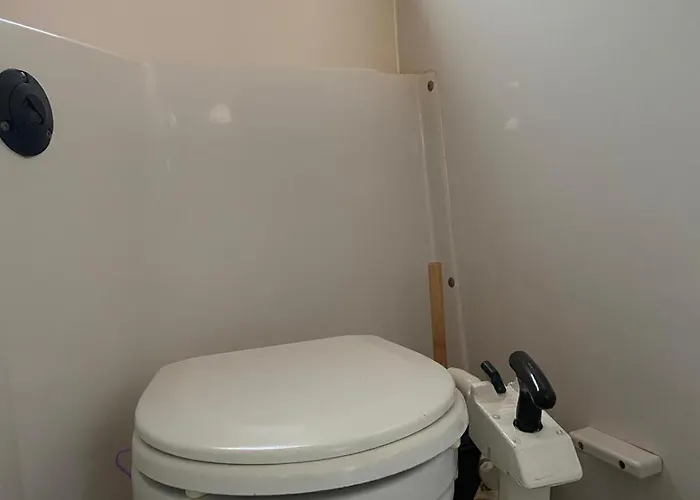 The Happy Sailor ספינת מלון ויאנה דו קסטלו