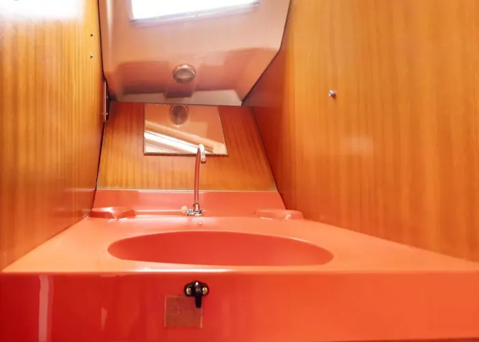 Bateau-hôtel The Happy Sailor