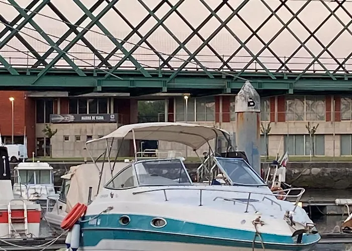 The Happy Sailor * Viana do Castelo